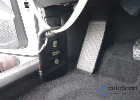 2019 Volkswagen Jetta 1.4T R-Line/1.4T S/1.4T Se из США, поврежденный, VIN 3VWC57BU0KM207668